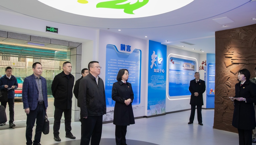 苟军调研区检察院工作情况